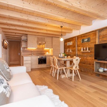 אלגה Chalet Laura מראה חיצוני תמונה